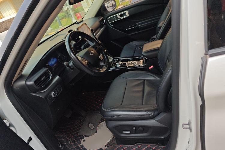 Used Ford Explorer 2020 EcoBoost 285 Rear-Drive Trend Edition 7-Seater Left Front Seat