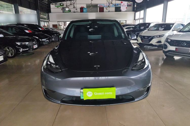 Used Tesla Model Y 2021 Long-Range All-Wheel-Drive Version