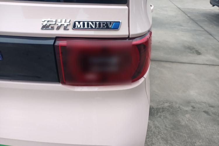 Used Wuling Hongguang MINIEV 2022 Macaron Premium Model – Lithium Iron Phosphate