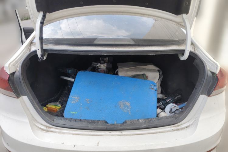 Used Hyundai Elantra (6th Generation / Lingdong) 2016 1.6L Automatic ZhiXuan – Elite Version Trunk