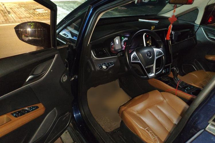 Used BYD Song MAX 2018 1.5T Automatic Smart Connect Luxury 6-Seater
