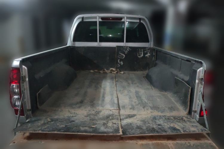 Used Great Wall Wingle 5 2017 2.0T European Version Diesel Two-Wheel Drive Advanced Large Double-Cab GW4D20E Trunk