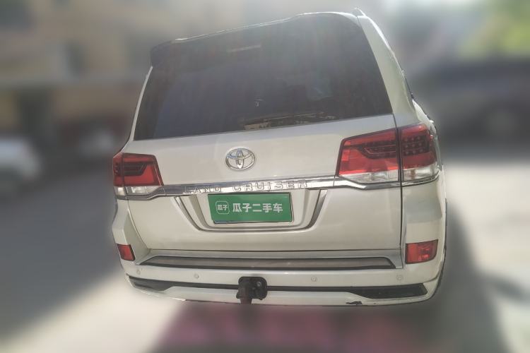 Used Toyota Land Cruiser  Rear