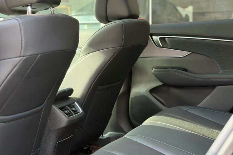 Used Buick LaCrosse 2025 28T Platinum Edition
