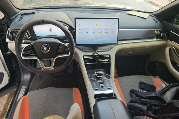 Used BYD Song PLUS New Energy 2021 DM-i 110KM Flagship PLUS 5G Edition Center Console