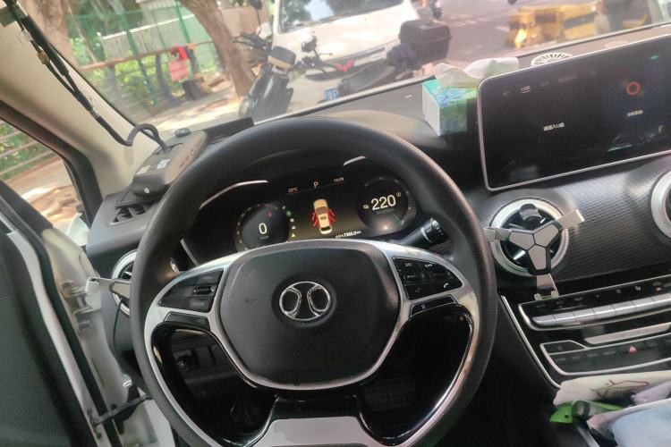 Used BAIC Beijing EU5 2018 R500 Smart Wind Edition
