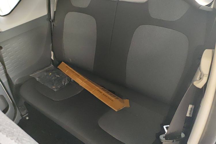 Used Wuling Hongguang MINIEV 2021 Macaron Premium Model – Lithium Iron Phosphate Left Rear Seat