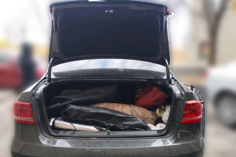 Used Volkswagen Magotan 2013 1.8TSI Premier Model Trunk