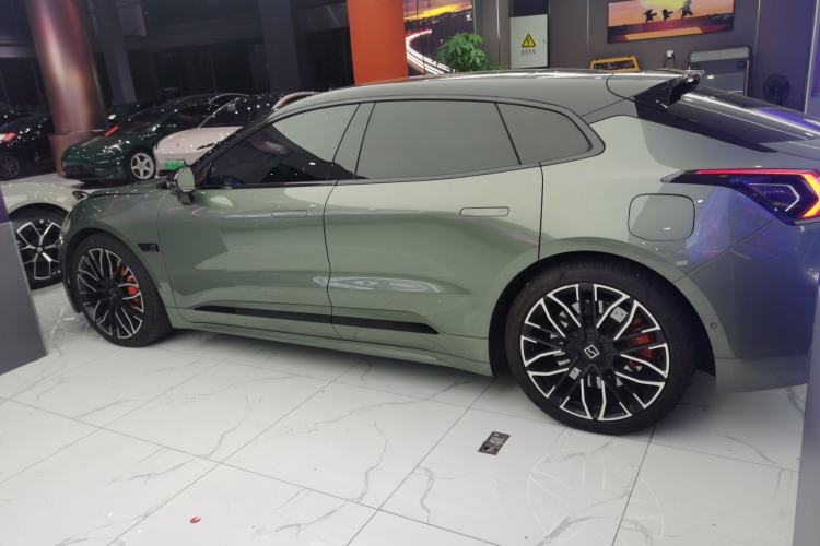 Used Zeekr 001 2024 YOU Edition 100 kWh All-Wheel Drive Exterior 3