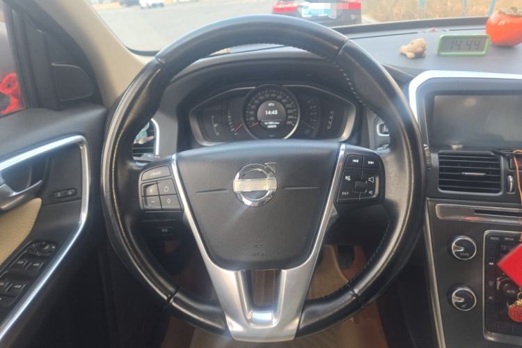 Used Volvo XC60 2013 T5 Comfort Edition
