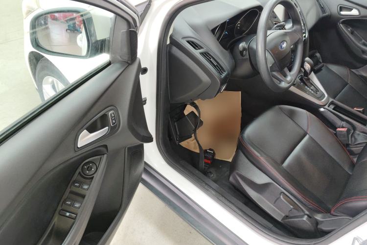 Used Ford Focus 2018 Hatchback Classic 1.6L Automatic Comfort Plus SmartDrive Edition