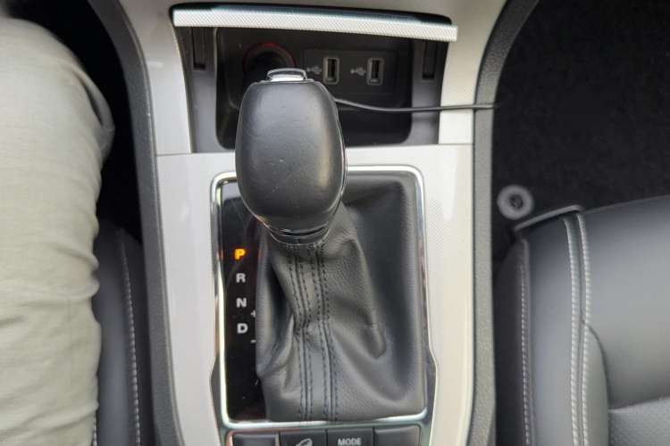 Used Roewe RX5 New Energy 2019 eRX5 50T Internet-Enhanced Flagship Edition Gear Lever