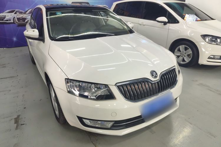 Used Skoda Octavia 2015 1.6L Automatic Yijun Edition
