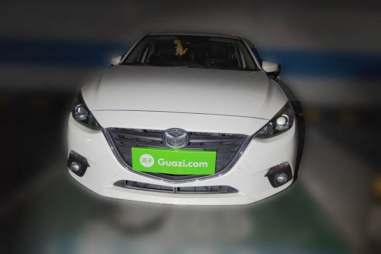 Used Mazda 3 Axela 2014 Sedan 1.5L Automatic Luxury Model