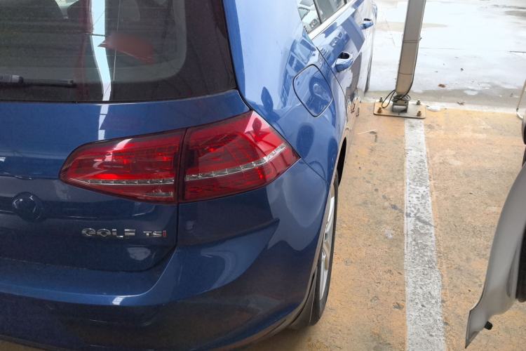 Used Volkswagen Golf 2015 1.4TSI Automatic Comfort Model Exterior 3