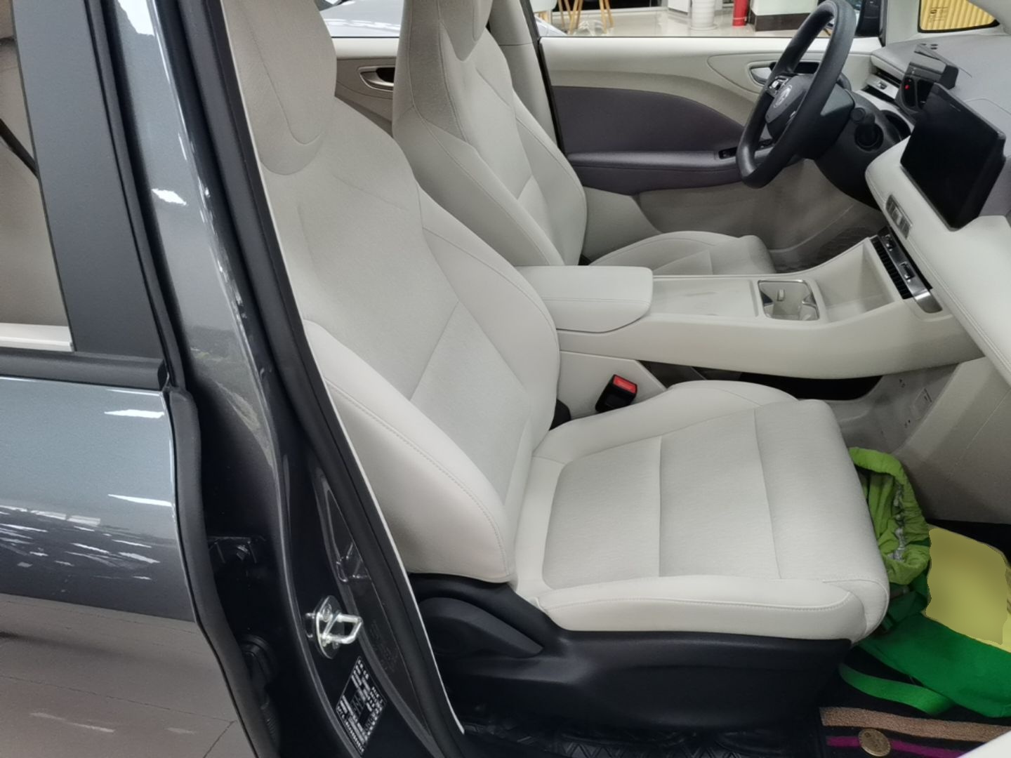 MG 4 EV 2026 Revised 437 Carefree Edition — снимка 19