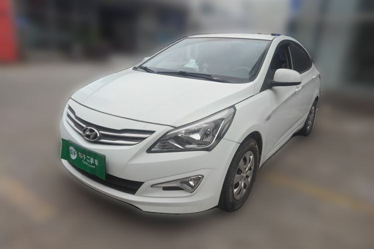 Used Hyundai Verna (older generation) 2014 1.4L Manual Smart GLS Trim