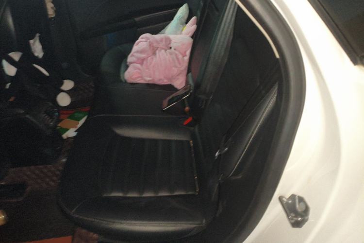 Used Ford Mondeo New Energy 2018 2.0 PHEV Smart-Control Luxury Version China VI Standard Left Rear Seat