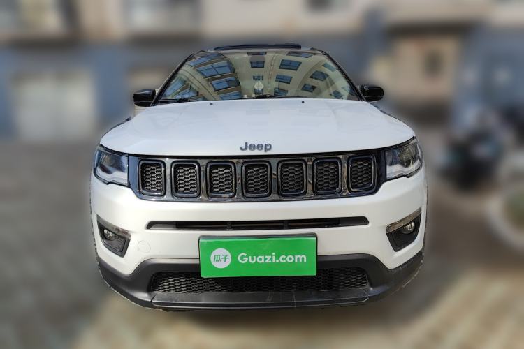 Used Jeep Compass 2017 200T Automatic Family Edition
