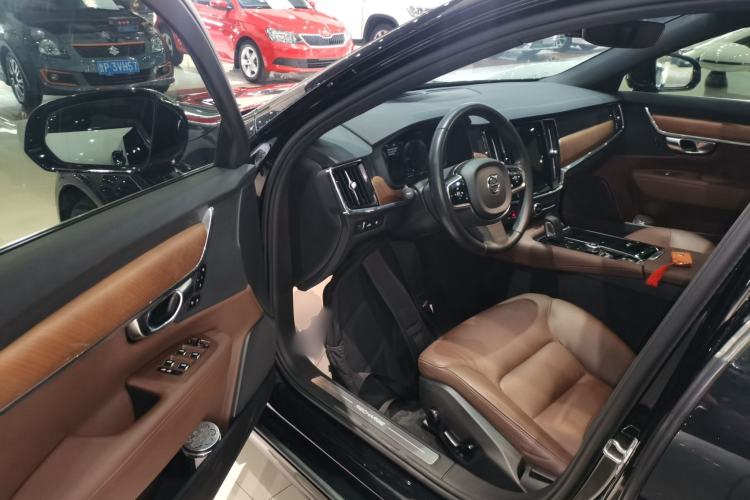 Used Volvo S90 New Energy 2021 T8 eDrive Hybrid Zhiyi Luxury Edition