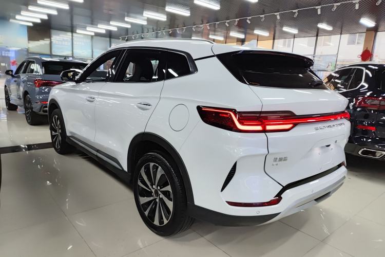 Used BYD Song PLUS New Energy 2023 Champion Edition EV 520KM Luxury Model