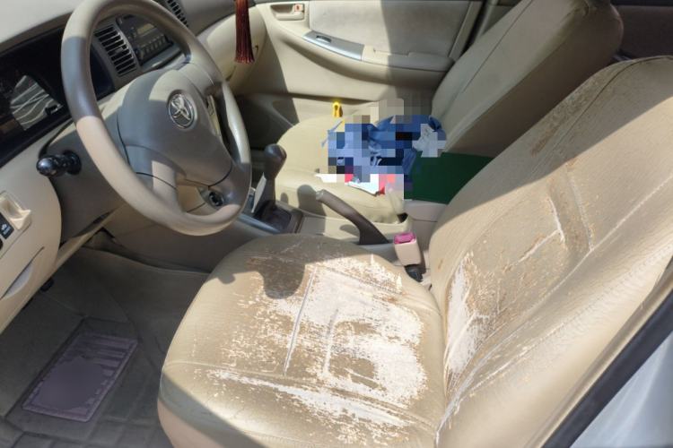 Used Toyota Corolla EX 2011 1.6L Manual Classic Edition
