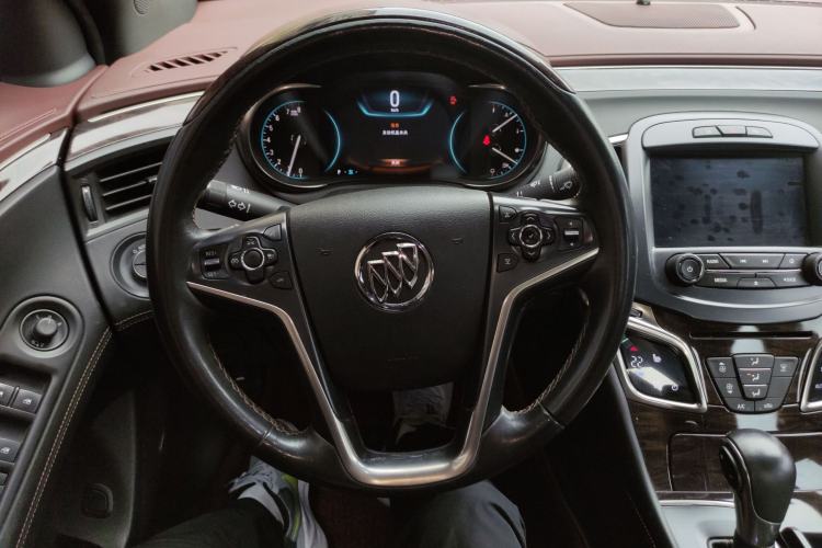 Used Buick LaCrosse 2013 2.0T SIDI Smart Luxury Flagship Edition Steering Wheel