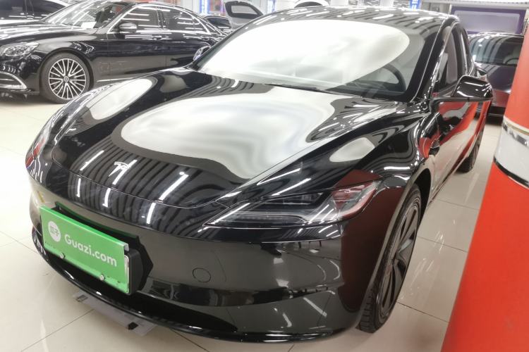 Used Tesla Model 3 2023 Long-Range All-Wheel-Drive Version