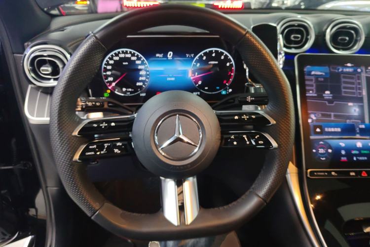 Used Mercedes-Benz GLC 2023 Refreshed GLC 300 L 4MATIC Dynamic Edition 5 Seats
