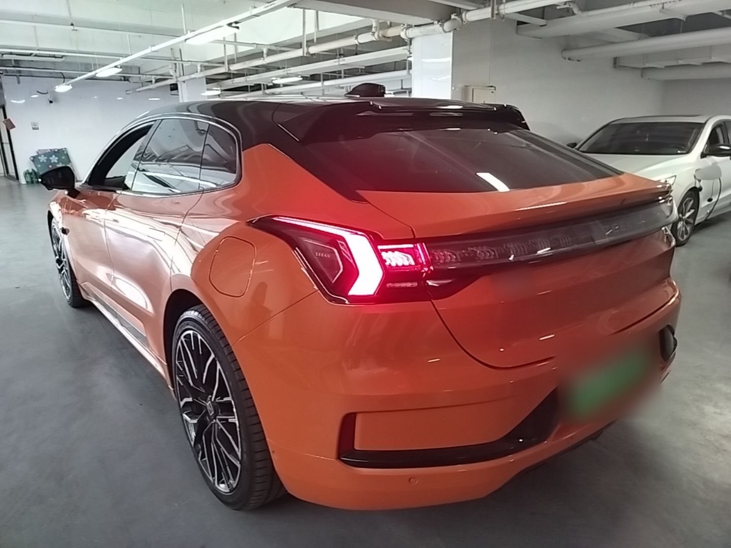 Zeekr 001 2023 YOU Edition 100 kWh — снимка 4