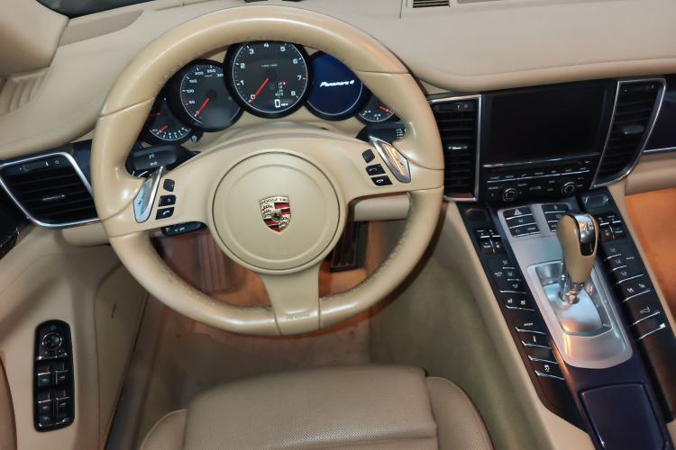 Used Porsche Panamera 2010 Panamera 4 3.6L Steering Wheel