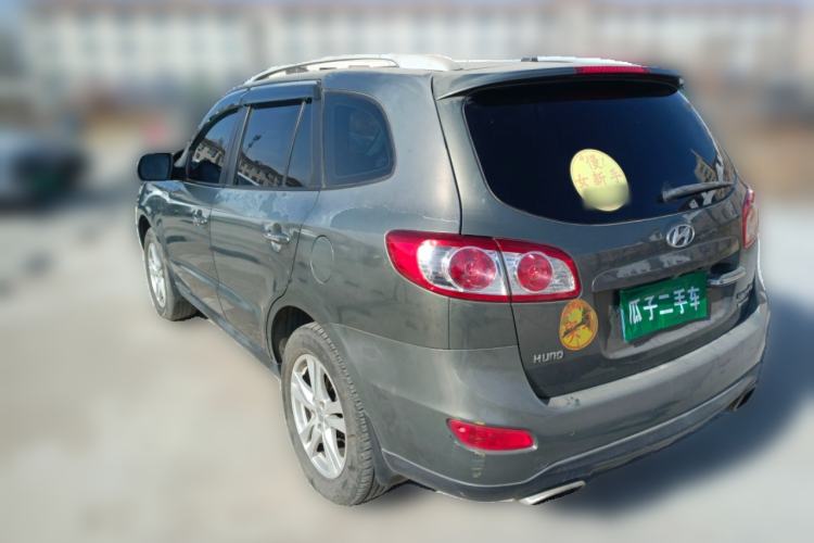 Used Hyundai Santa Fe Classic 2010 2.4 Ultimate Edition 7-Seater Four-Wheel Drive