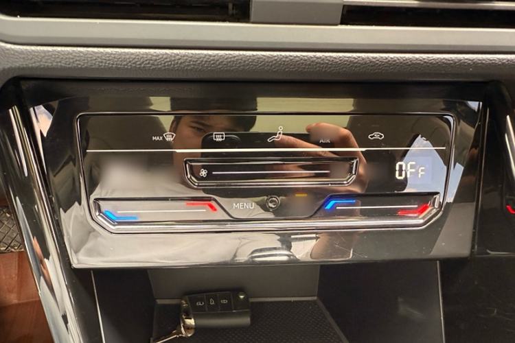 Used Volkswagen Tayron 2022 330TSI Two-Wheel Drive Luxury Smart Connectivity Version
