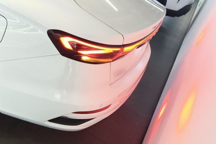 Used Geely Auto Emgrand 2026 Model 4th Generation 4 Millionth Anniversary Edition 1.5L CVT Overdrive Edition
