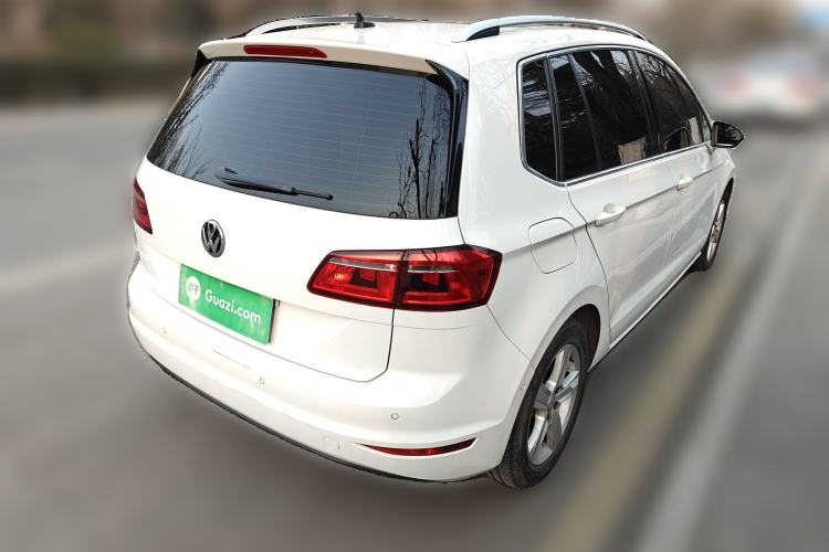 Used Volkswagen Golf 2015 1.4TSI Sportsvan Rear Right 45 Deg
