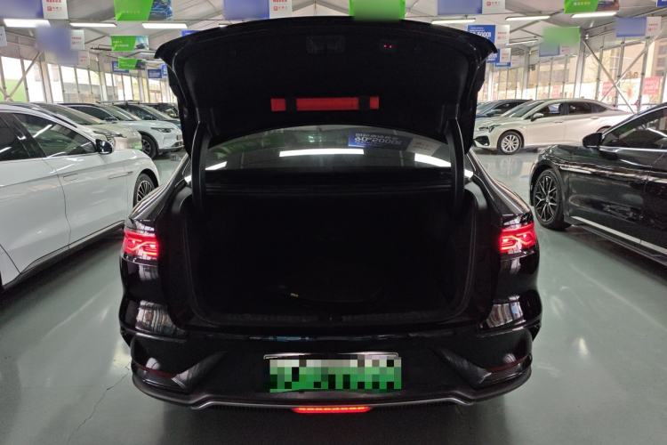 Used BYD Han 2022 EV Genesis Edition 715KM Front-Wheel-Drive Prestige Model Trunk