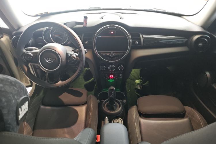 Used MINI 2018 1.5T COOPER Classic Edition