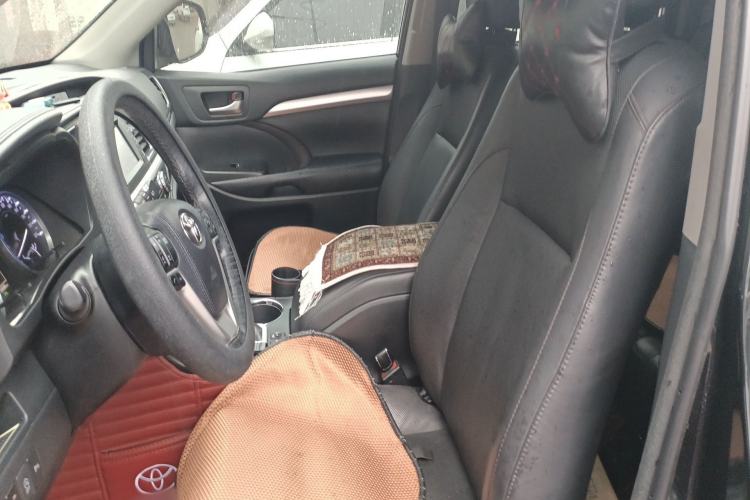 Used Toyota Highlander 2018 2.0T Four-Wheel Drive Luxury Edition 7 Seats China V Emission Standard
