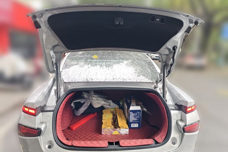 Used XPeng P7 2022 670E+