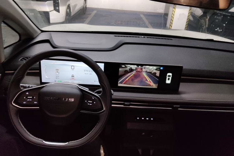 Used SAIC MAXUS Dajia 7 2024 Revised Version Super Hybrid Long-Range Edition Enjoyment Version Center Console