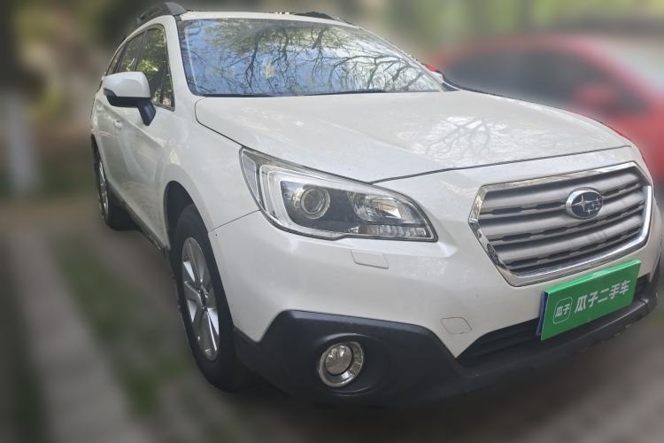 Used Subaru Outback 2015 2.5i Luxury Navigation Edition Front Right 45 Deg