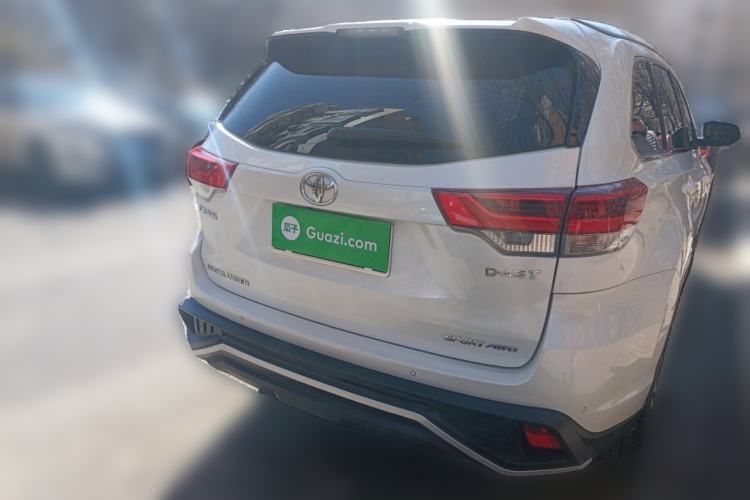 Used Toyota Highlander 2021 2.0T Four-Wheel Drive Luxury Edition 7 Seats Rear