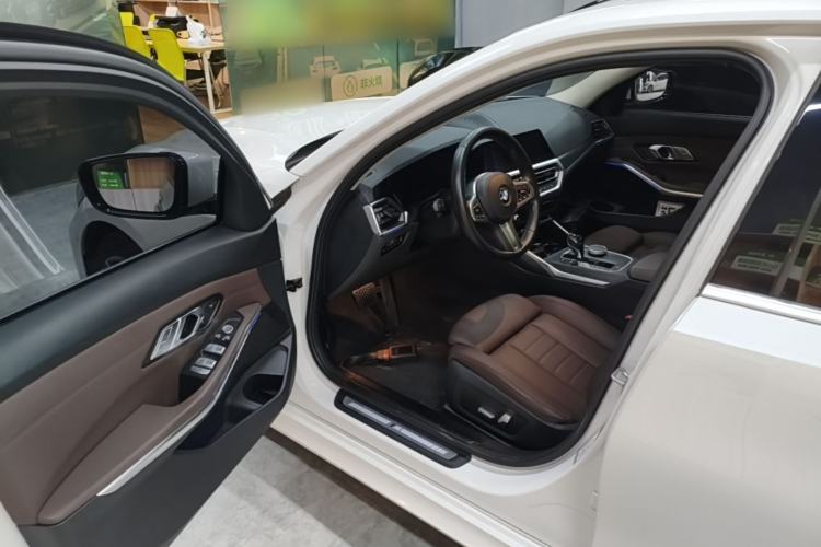 Used BMW 3 Series 2021 Restyled 325i M Sport Package
