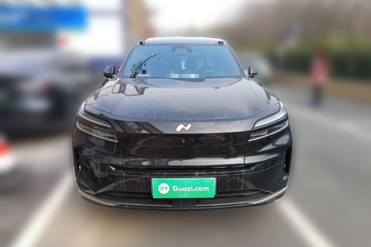 Used ONVO Luxeed L90 2025 Model—Ultra Six-Seater Version
