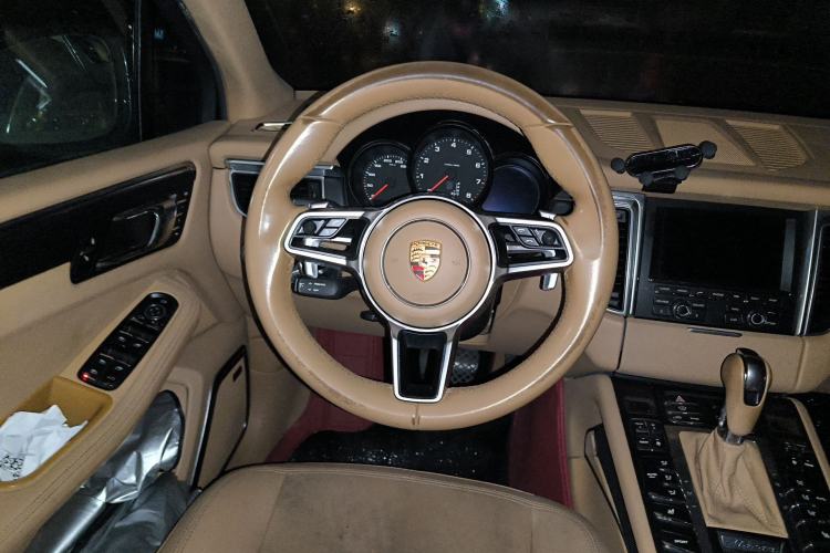 Used Porsche Macan 2014 Macan 2.0T Steering Wheel
