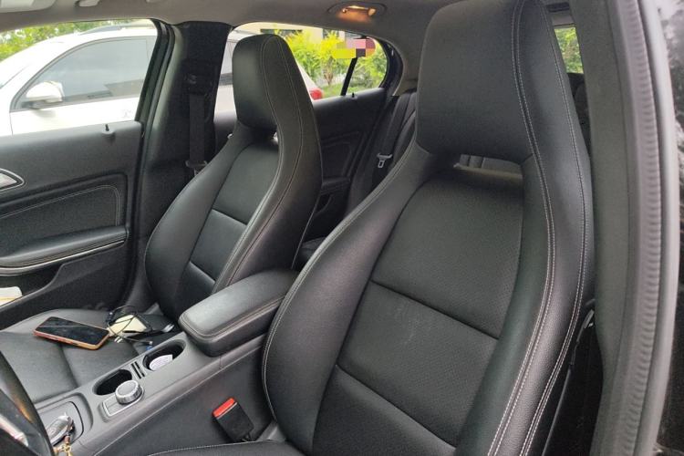 Used Mercedes-Benz GLA 2015 GLA 220 4MATIC Fashion Model