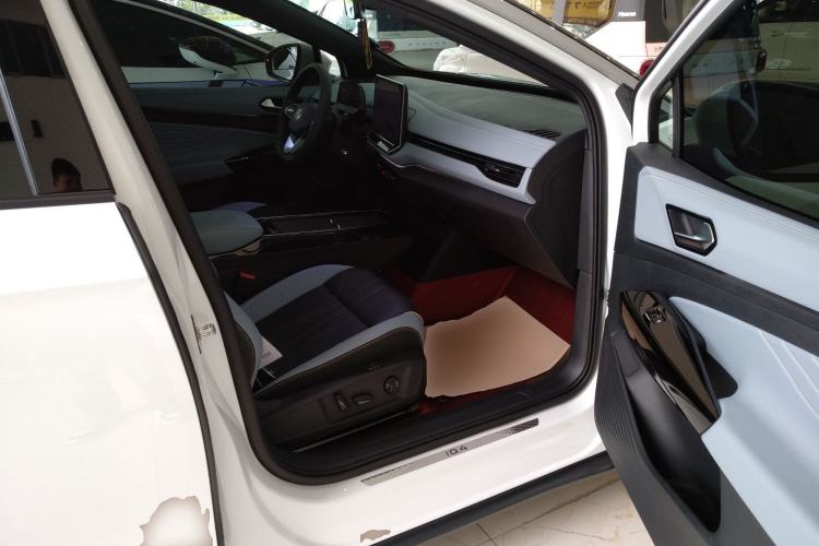 Used Volkswagen ID.4 X 2025 Smart Edition Outstanding Model
