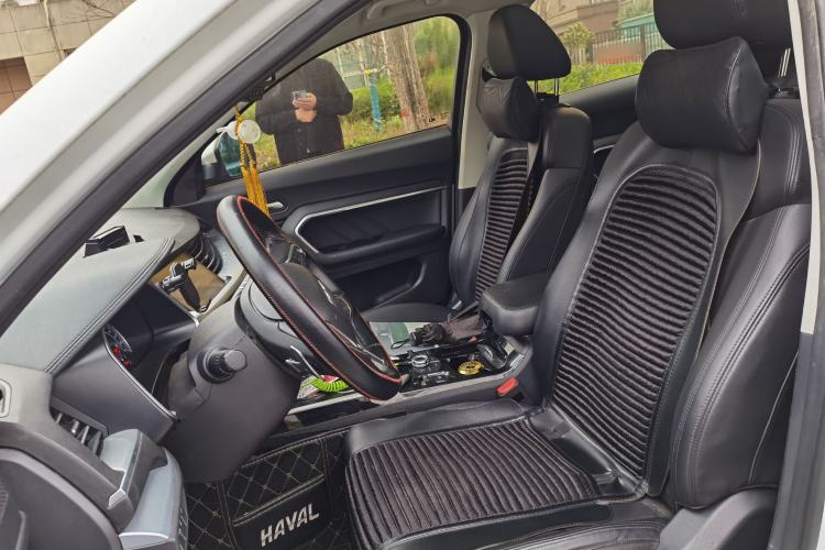 Used Haval H6 2017 Blue Label 2.0T Automatic Two-Wheel Drive Smart Edition
