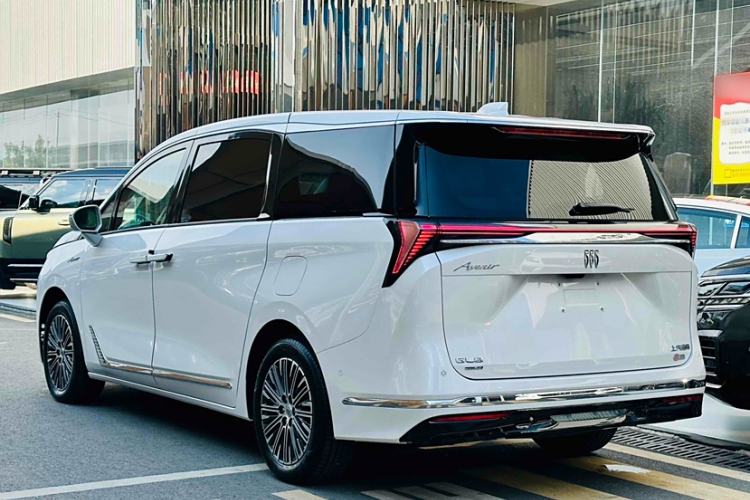 Used Buick GL8 New Energy 2024 Lu Zun Luxury Edition 6-Seater
