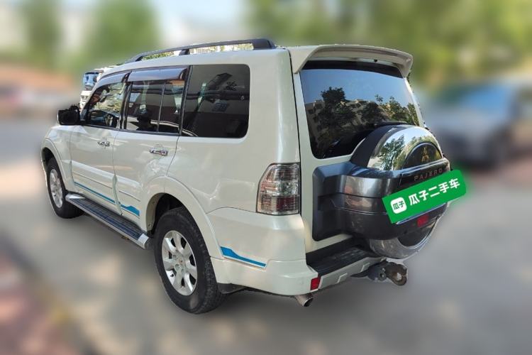 Used Mitsubishi Pajero 2019 3.0L Automatic Luxury Edition
